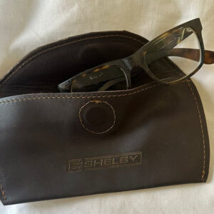 SHELBY GENUINE LEATHER SUNGLASSES HOLDER