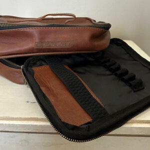 SHELBY GENUINE LEATHER TOILETRY / MAKE UP BAG